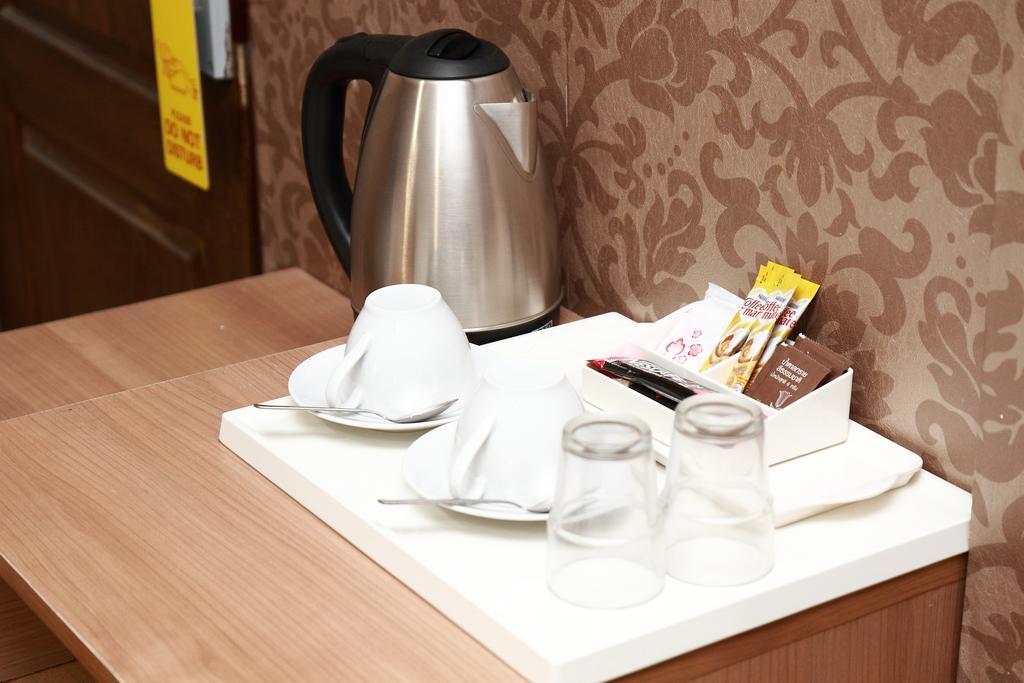 Harrys Suite Hotel Бангкок Номер фото